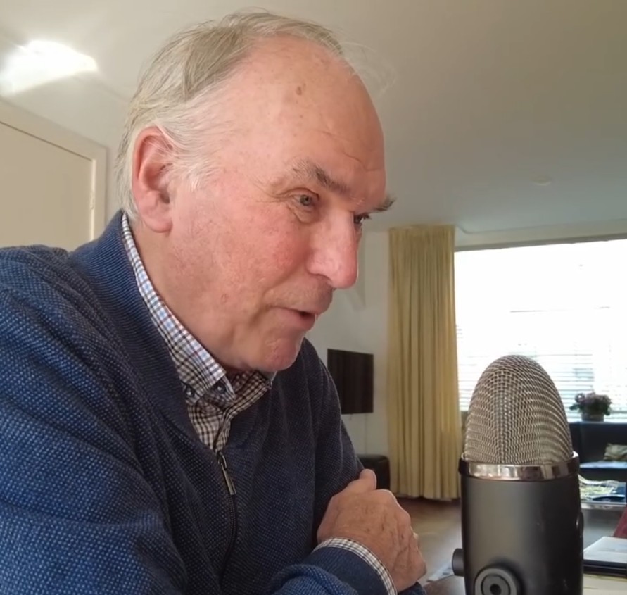 n dit stukje podcast vertelt Ted over zijn familiegeschiedenis in Vlaardingen, waar zijn familie al sinds 1830 woont voor op portfolio hartpro.nl
